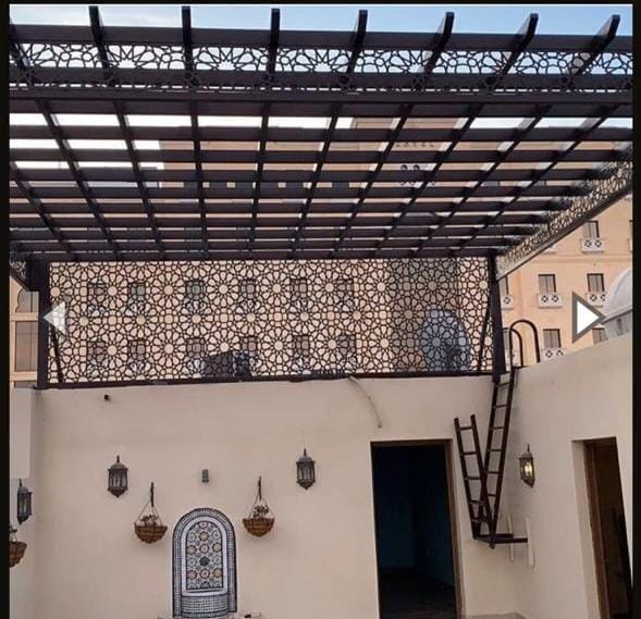 حداد مظلات الكسان في مدينة الرياض